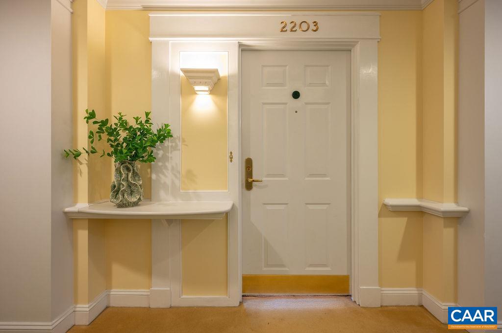 500 CRESTWOOD DR #2203, CHARLOTTESVILLE, Virginia 22903, 2 Bedrooms Bedrooms, ,2 BathroomsBathrooms,Residential,For sale,500 CRESTWOOD DR #2203,665707 MLS # 665707