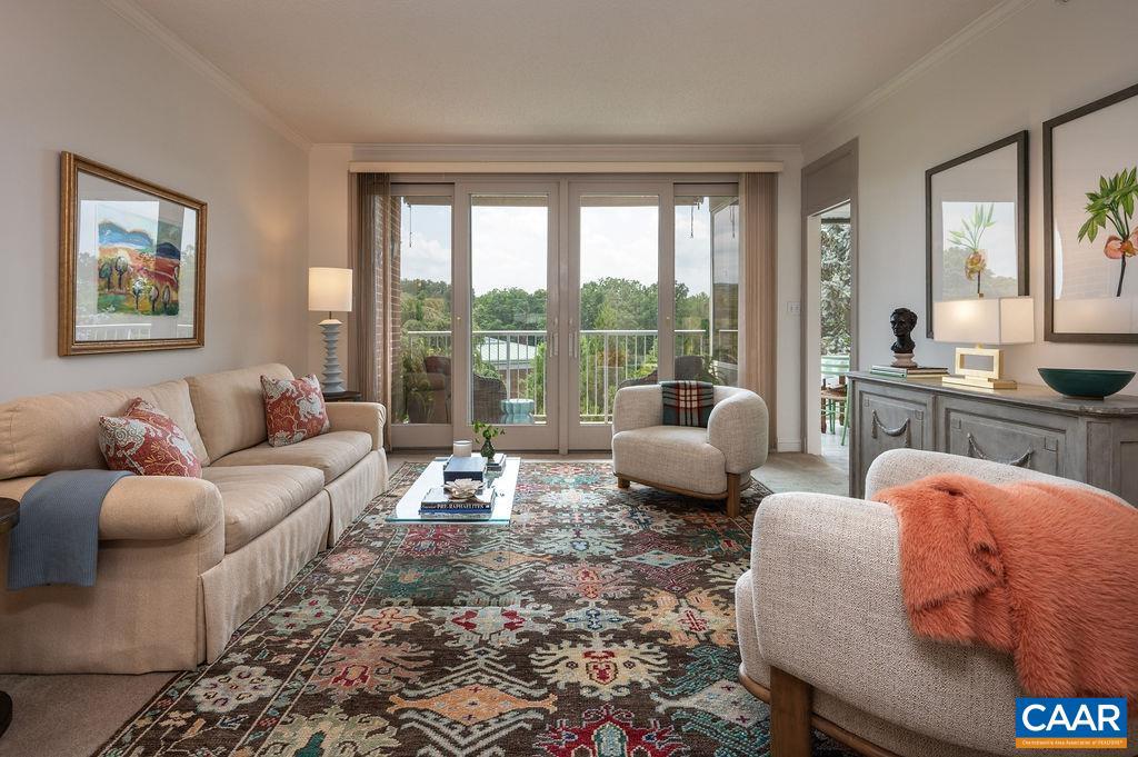 500 CRESTWOOD DR #2203, CHARLOTTESVILLE, Virginia 22903, 2 Bedrooms Bedrooms, ,2 BathroomsBathrooms,Residential,For sale,500 CRESTWOOD DR #2203,665707 MLS # 665707