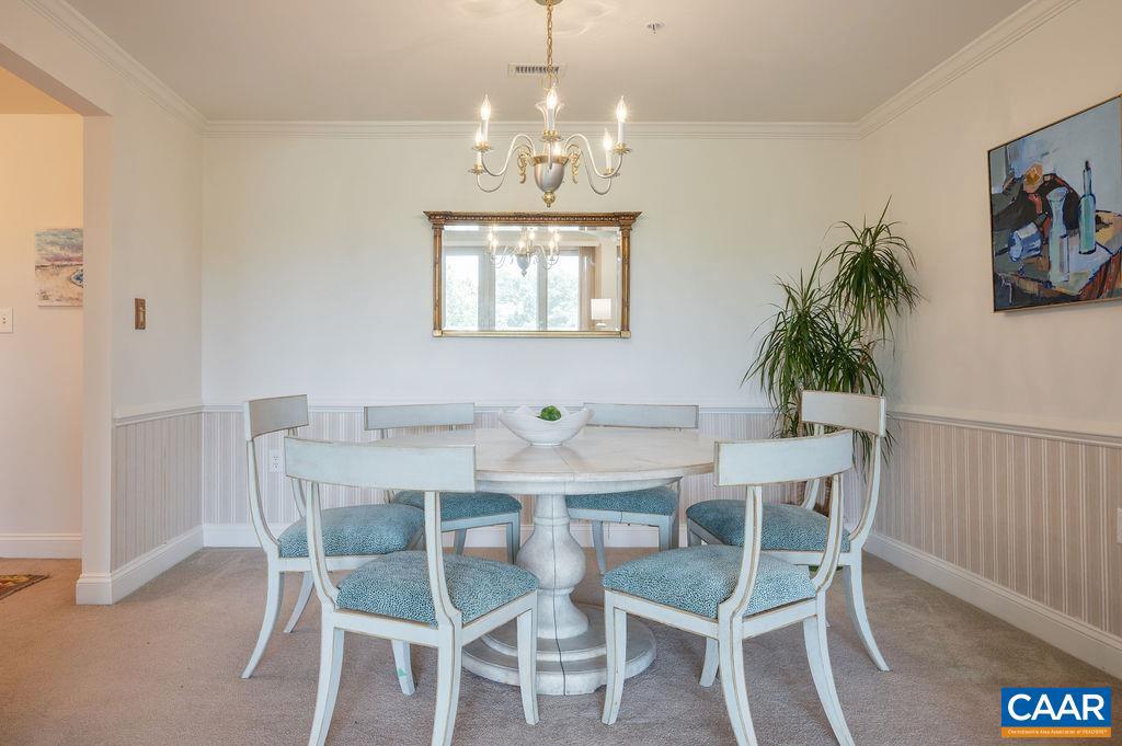 500 CRESTWOOD DR #2203, CHARLOTTESVILLE, Virginia 22903, 2 Bedrooms Bedrooms, ,2 BathroomsBathrooms,Residential,For sale,500 CRESTWOOD DR #2203,665707 MLS # 665707