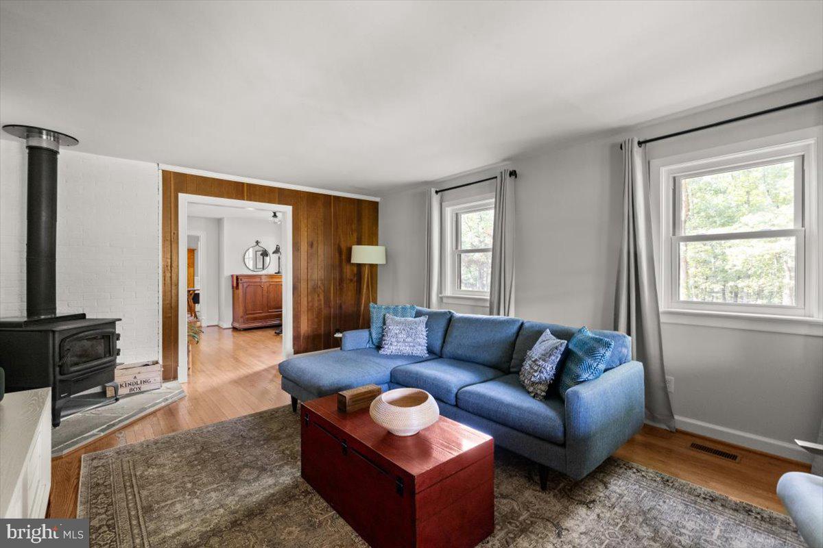 200 SWEETBRIAR, WINCHESTER, Virginia 22603, 3 Bedrooms Bedrooms, ,2 BathroomsBathrooms,Residential,For sale,200 SWEETBRIAR,VAFV2034836 MLS # VAFV2034836
