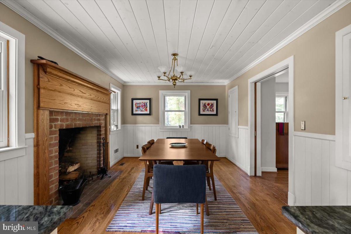 200 SWEETBRIAR, WINCHESTER, Virginia 22603, 3 Bedrooms Bedrooms, ,2 BathroomsBathrooms,Residential,For sale,200 SWEETBRIAR,VAFV2034836 MLS # VAFV2034836