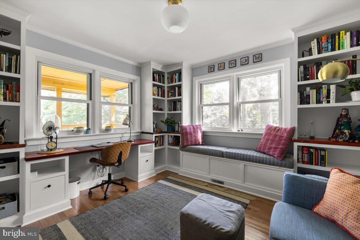 200 SWEETBRIAR, WINCHESTER, Virginia 22603, 3 Bedrooms Bedrooms, ,2 BathroomsBathrooms,Residential,For sale,200 SWEETBRIAR,VAFV2034836 MLS # VAFV2034836
