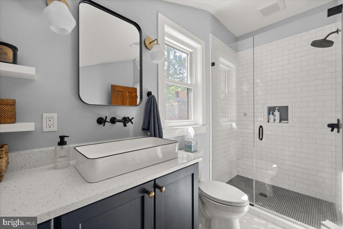 200 SWEETBRIAR, WINCHESTER, Virginia 22603, 3 Bedrooms Bedrooms, ,2 BathroomsBathrooms,Residential,For sale,200 SWEETBRIAR,VAFV2034836 MLS # VAFV2034836