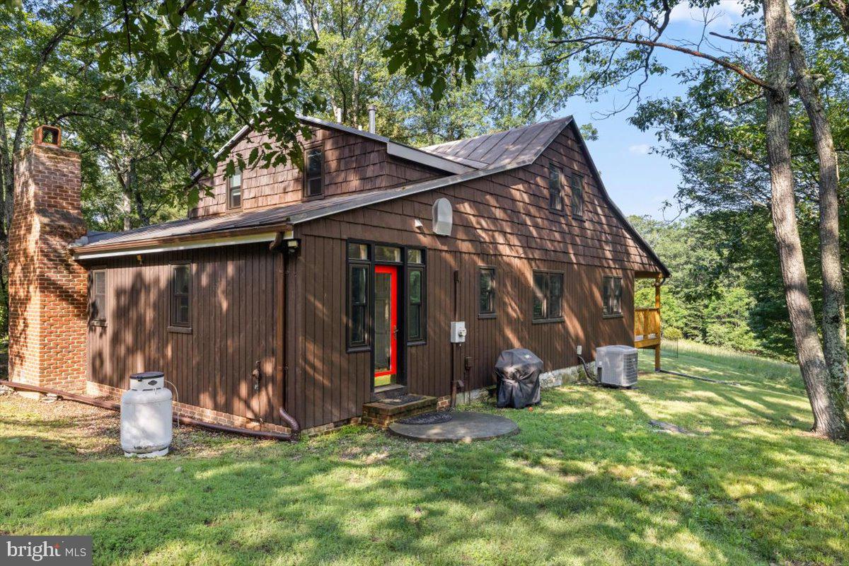 200 SWEETBRIAR, WINCHESTER, Virginia 22603, 3 Bedrooms Bedrooms, ,2 BathroomsBathrooms,Residential,For sale,200 SWEETBRIAR,VAFV2034836 MLS # VAFV2034836