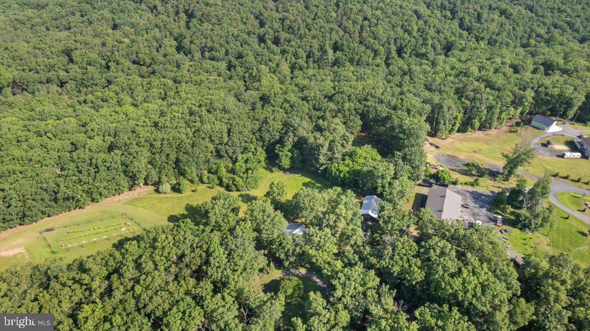 200 SWEETBRIAR, WINCHESTER, Virginia 22603, 3 Bedrooms Bedrooms, ,2 BathroomsBathrooms,Residential,For sale,200 SWEETBRIAR,VAFV2034836 MLS # VAFV2034836