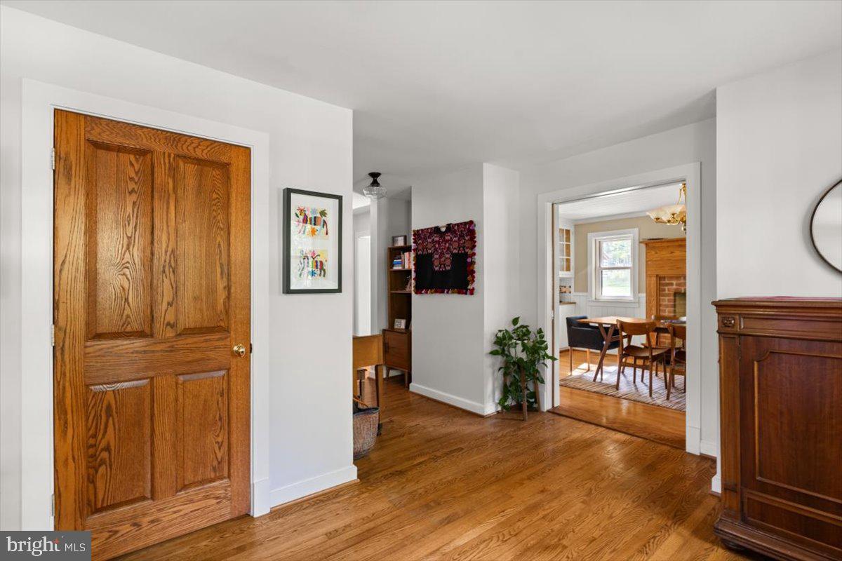 200 SWEETBRIAR, WINCHESTER, Virginia 22603, 3 Bedrooms Bedrooms, ,2 BathroomsBathrooms,Residential,For sale,200 SWEETBRIAR,VAFV2034836 MLS # VAFV2034836