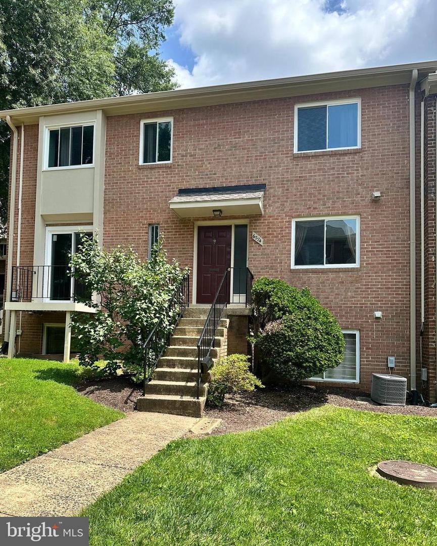 6774 PERRY PENNEY DR, ANNANDALE, Virginia 22003, 3 Bedrooms Bedrooms, ,2 BathroomsBathrooms,Residential,For sale,6774 PERRY PENNEY DR,VAFX2247438 MLS # VAFX2247438