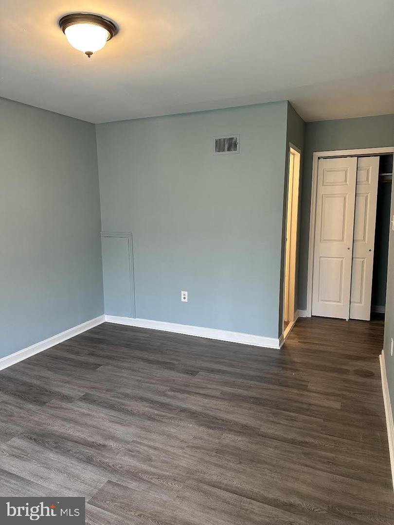 6774 PERRY PENNEY DR, ANNANDALE, Virginia 22003, 3 Bedrooms Bedrooms, ,2 BathroomsBathrooms,Residential,For sale,6774 PERRY PENNEY DR,VAFX2247438 MLS # VAFX2247438