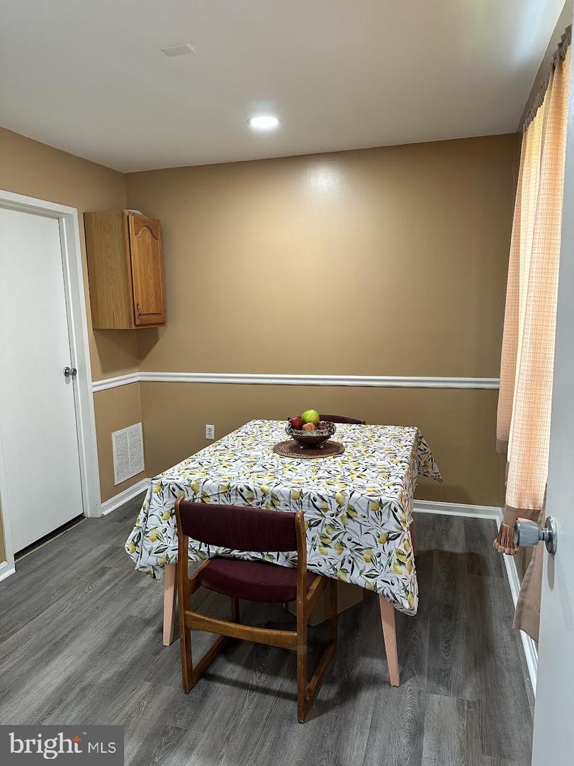 6774 PERRY PENNEY DR, ANNANDALE, Virginia 22003, 3 Bedrooms Bedrooms, ,2 BathroomsBathrooms,Residential,For sale,6774 PERRY PENNEY DR,VAFX2247438 MLS # VAFX2247438