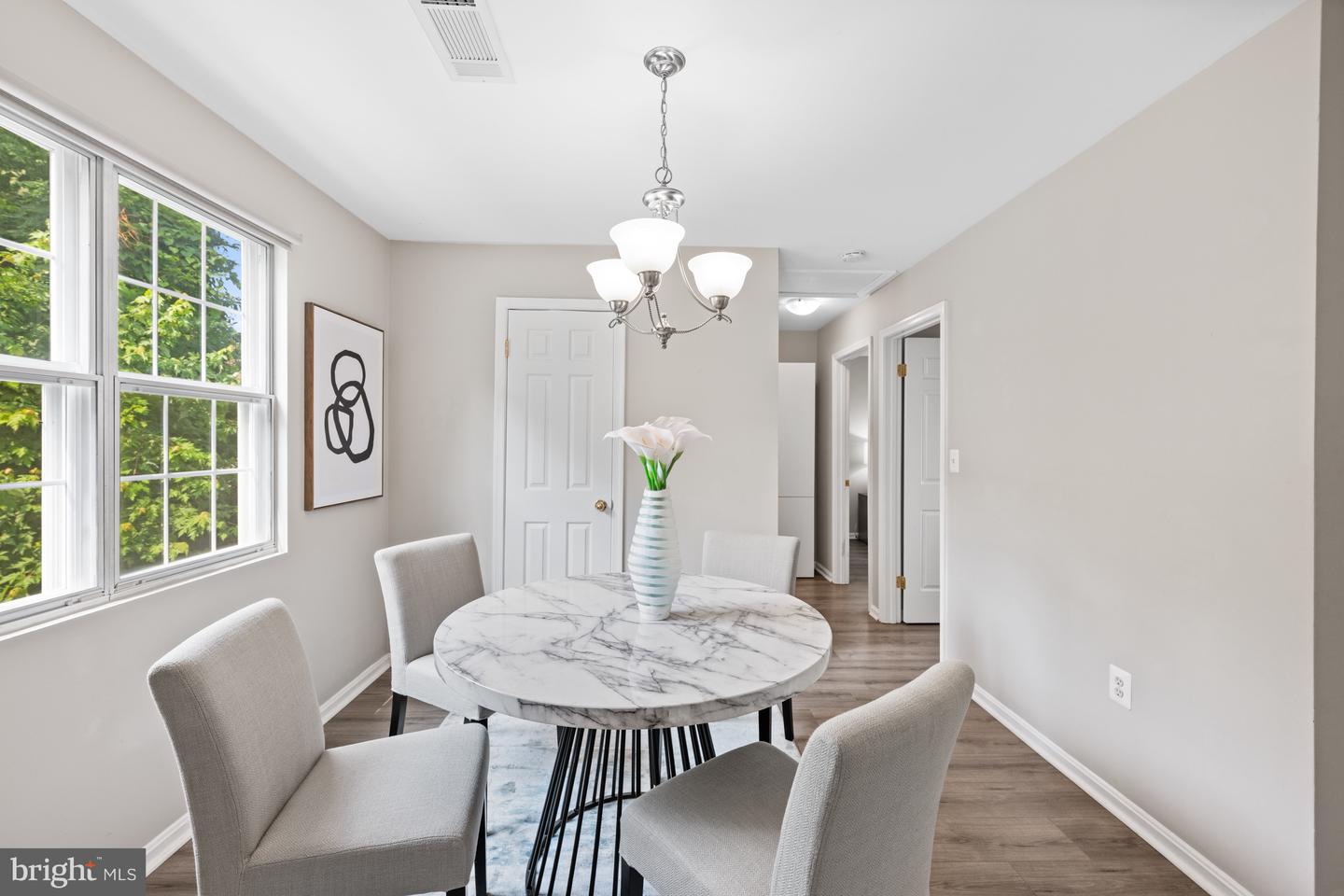 2050 N CALVERT ST #410, ARLINGTON, Virginia 22201, 2 Bedrooms Bedrooms, ,1 BathroomBathrooms,Residential,For sale,2050 N CALVERT ST #410,VAAR2059216 MLS # VAAR2059216