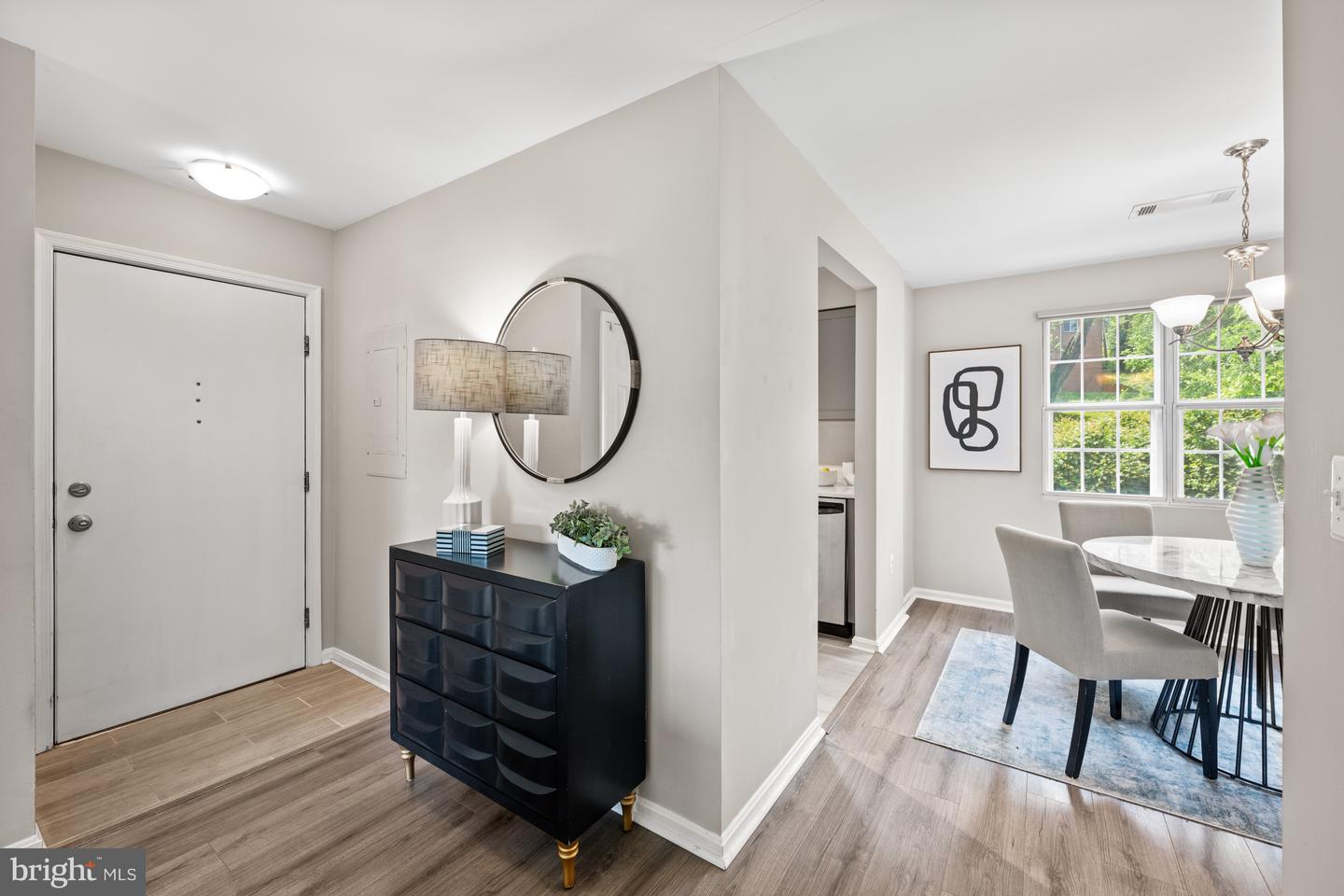 2050 N CALVERT ST #410, ARLINGTON, Virginia 22201, 2 Bedrooms Bedrooms, ,1 BathroomBathrooms,Residential,For sale,2050 N CALVERT ST #410,VAAR2059216 MLS # VAAR2059216