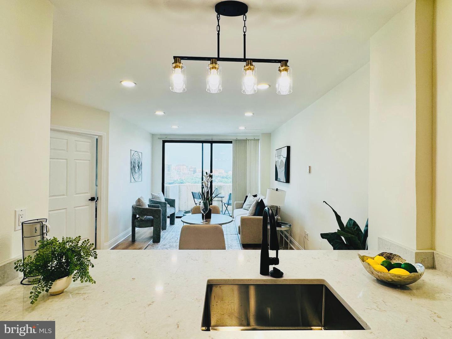 4141 N HENDERSON RD #1220, ARLINGTON, Virginia 22203, 1 Bedroom Bedrooms, ,1 BathroomBathrooms,Residential,For sale,4141 N HENDERSON RD #1220,VAAR2059218 MLS # VAAR2059218