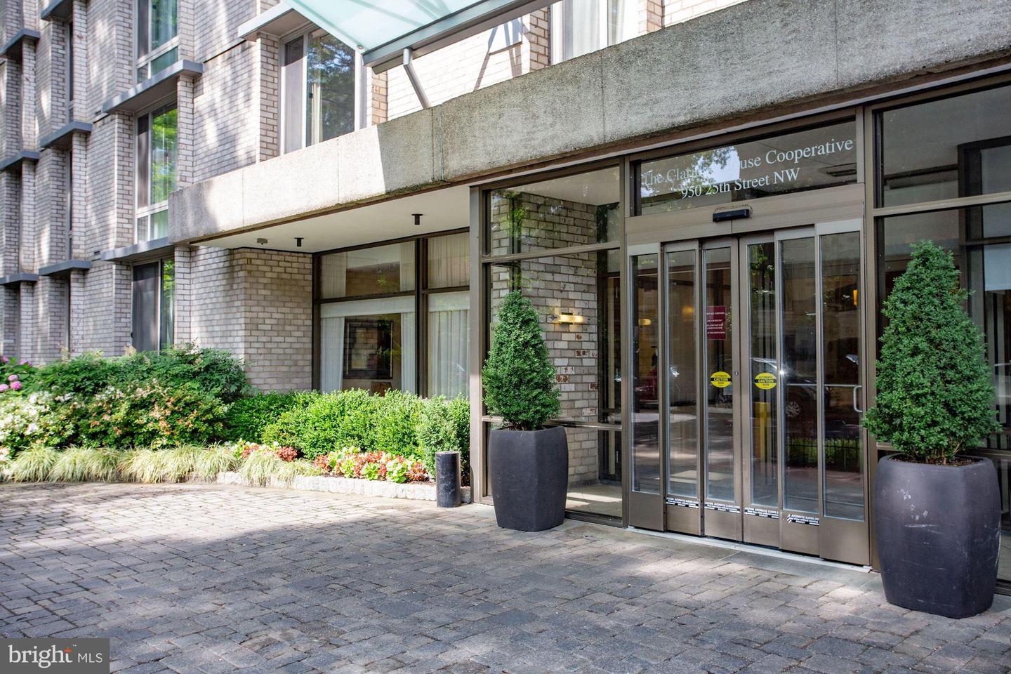 950 25TH ST NW #106-N, WASHINGTON, District Of Columbia 20037, 1 Bedroom Bedrooms, ,1 BathroomBathrooms,Residential,For sale,950 25TH ST NW #106-N,DCDC2205752 MLS # DCDC2205752