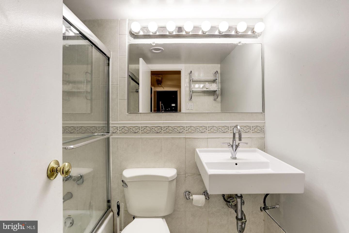 950 25TH ST NW #106-N, WASHINGTON, District Of Columbia 20037, 1 Bedroom Bedrooms, ,1 BathroomBathrooms,Residential,For sale,950 25TH ST NW #106-N,DCDC2205752 MLS # DCDC2205752