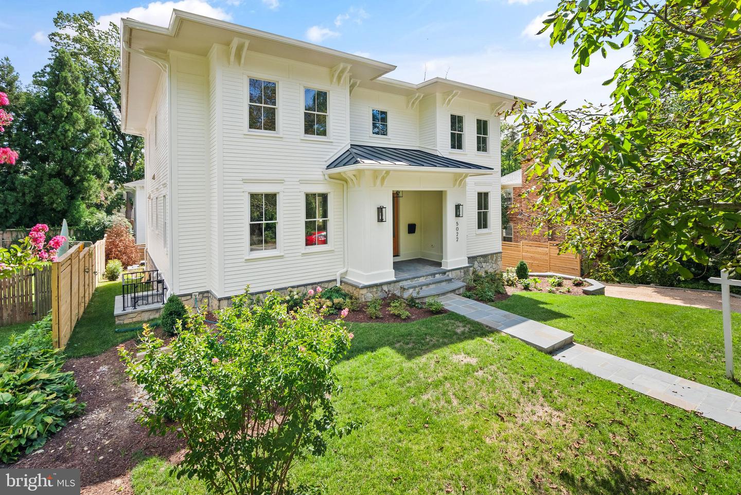 5022 CATHEDRAL AVE NW, WASHINGTON, District Of Columbia 20016, 6 Bedrooms Bedrooms, ,4 BathroomsBathrooms,Residential,For sale,5022 CATHEDRAL AVE NW,DCDC2205756 MLS # DCDC2205756