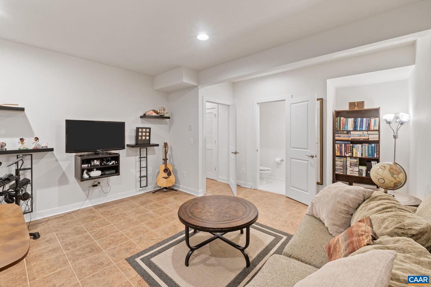 2126 SUNDOWN PL, CHARLOTTESVILLE, Virginia 22911, 3 Bedrooms Bedrooms, ,2 BathroomsBathrooms,Residential,For sale,2126 SUNDOWN PL,665721 MLS # 665721
