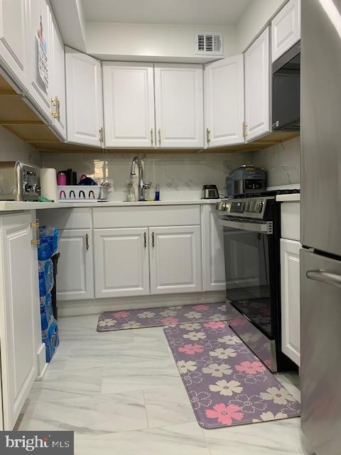 109 SCOTT DR, MANASSAS PARK, Virginia 20111, 4 Bedrooms Bedrooms, 5 Rooms Rooms,2 BathroomsBathrooms,Residential,For sale,109 SCOTT DR,VAMP2003118 MLS # VAMP2003118