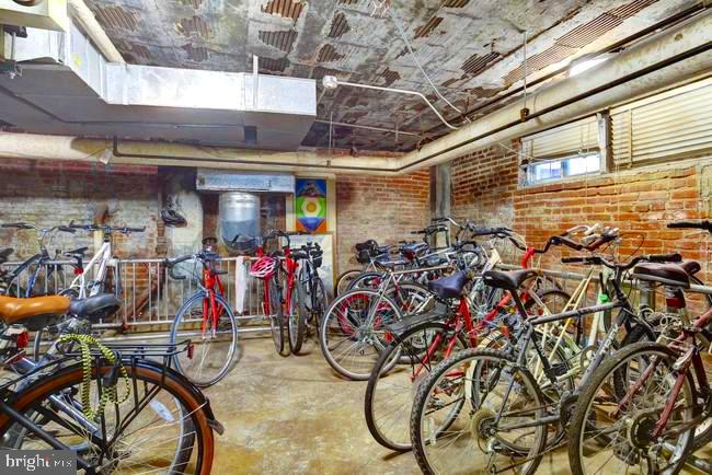 1954 COLUMBIA RD NW #308, WASHINGTON, District Of Columbia 20009, ,1 BathroomBathrooms,Residential,For sale,1954 COLUMBIA RD NW #308,DCDC2205746 MLS # DCDC2205746