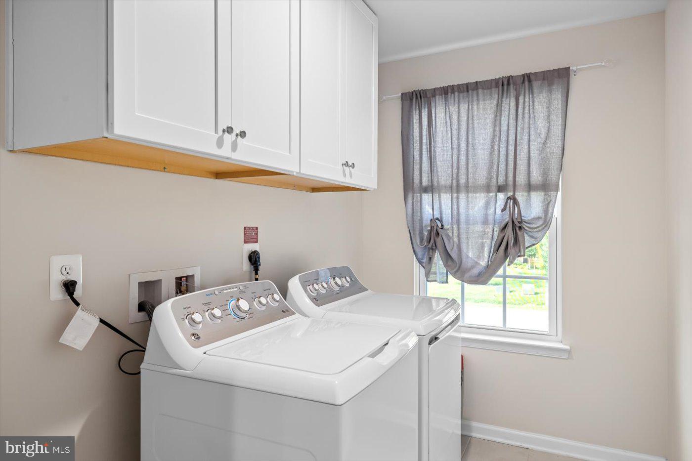 11326 OAKVILLE LN, SPOTSYLVANIA, Virginia 22551, 5 Bedrooms Bedrooms, ,4 BathroomsBathrooms,Residential,For sale,11326 OAKVILLE LN,VASP2033958 MLS # VASP2033958