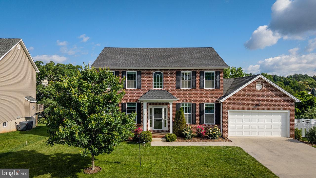 110 JILLIAN LN, PENN LAIRD, Virginia 22846, 4 Bedrooms Bedrooms, ,2 BathroomsBathrooms,Residential,For sale,110 JILLIAN LN,VARO2002378 MLS # VARO2002378