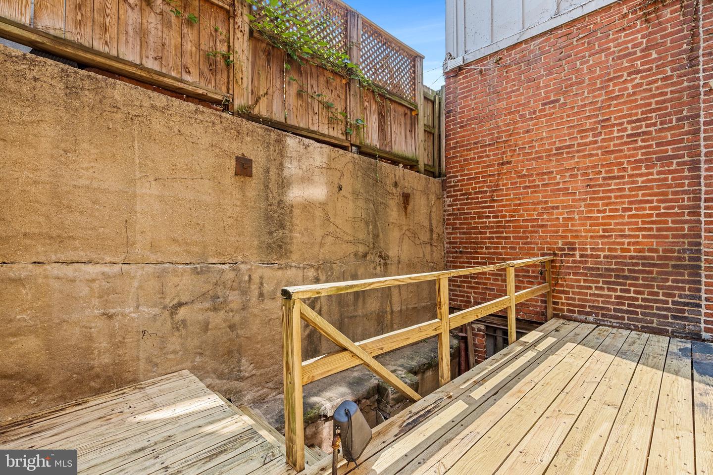 2017 19TH ST NW, WASHINGTON, District Of Columbia 20009, 7 Bedrooms Bedrooms, ,3 BathroomsBathrooms,Residential,For sale,2017 19TH ST NW,DCDC2205772 MLS # DCDC2205772
