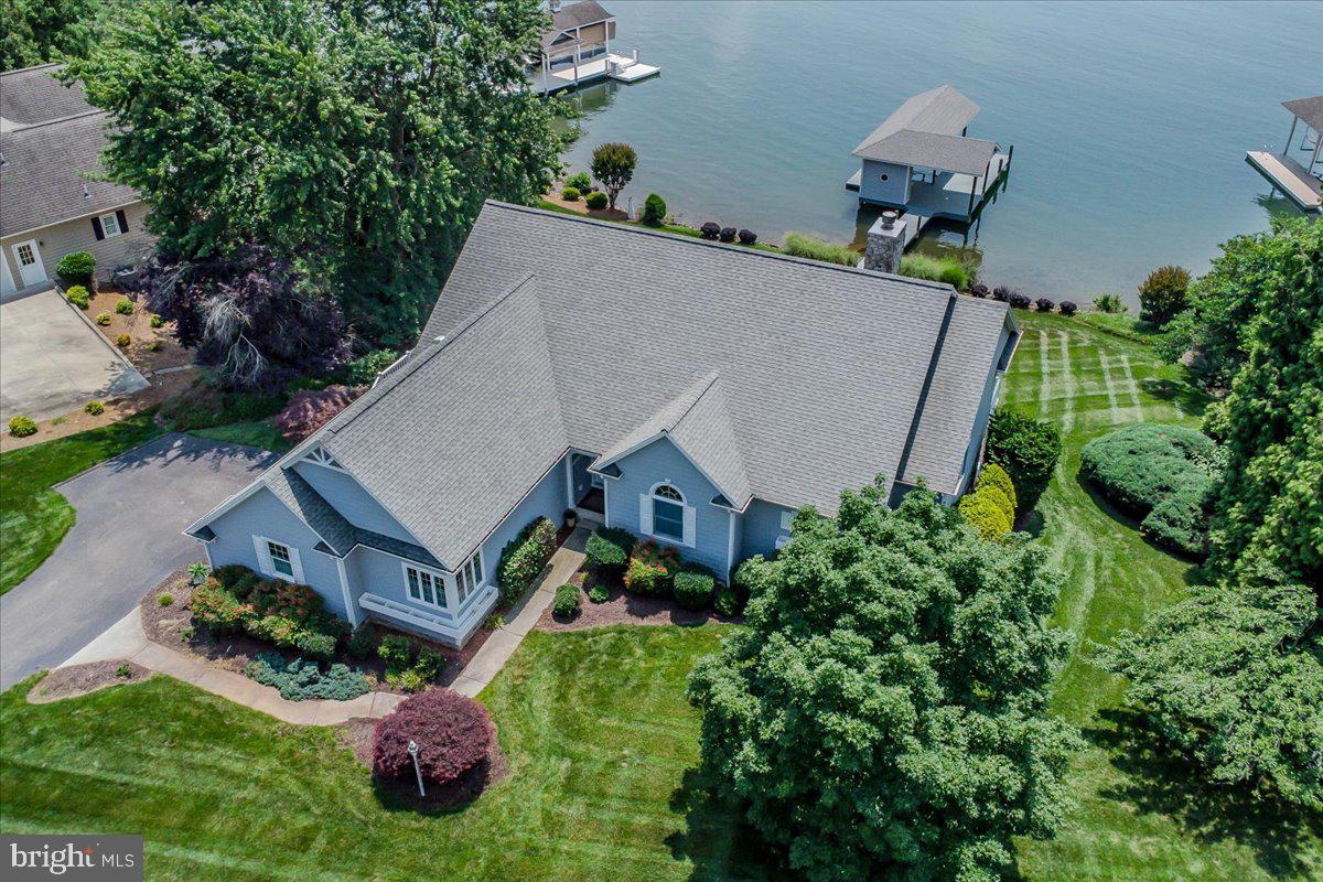 35 LAKE SHORE DR, UNION HALL, Virginia 24176, 3 Bedrooms Bedrooms, ,3 BathroomsBathrooms,Residential,For sale,35 LAKE SHORE DR,VAFK2000078 MLS # VAFK2000078