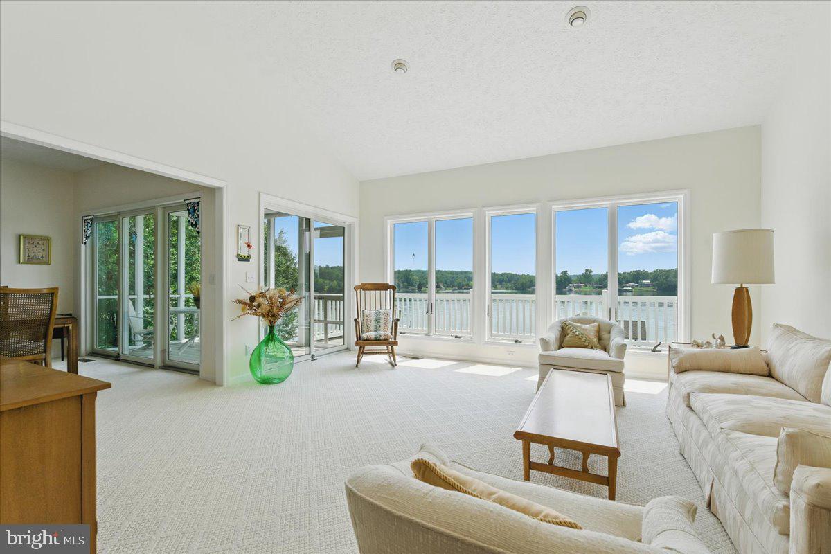 35 LAKE SHORE DR, UNION HALL, Virginia 24176, 3 Bedrooms Bedrooms, ,3 BathroomsBathrooms,Residential,For sale,35 LAKE SHORE DR,VAFK2000078 MLS # VAFK2000078