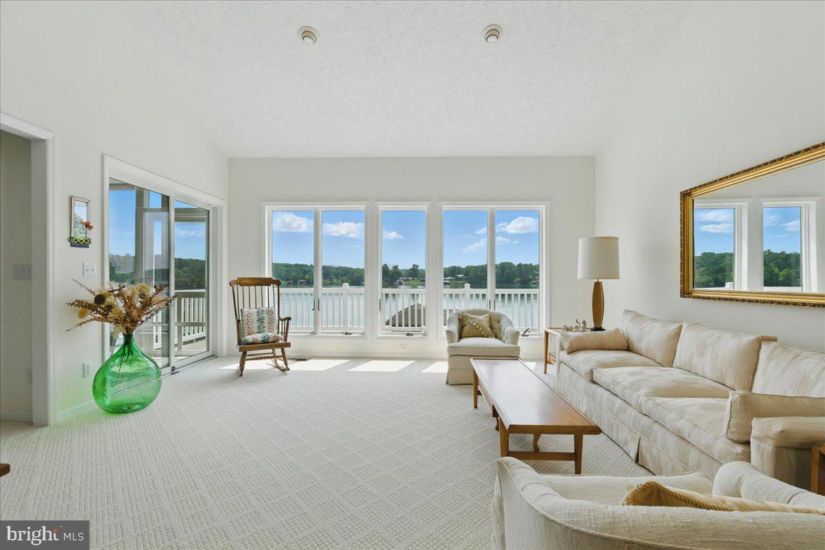 35 LAKE SHORE DR, UNION HALL, Virginia 24176, 3 Bedrooms Bedrooms, ,3 BathroomsBathrooms,Residential,For sale,35 LAKE SHORE DR,VAFK2000078 MLS # VAFK2000078