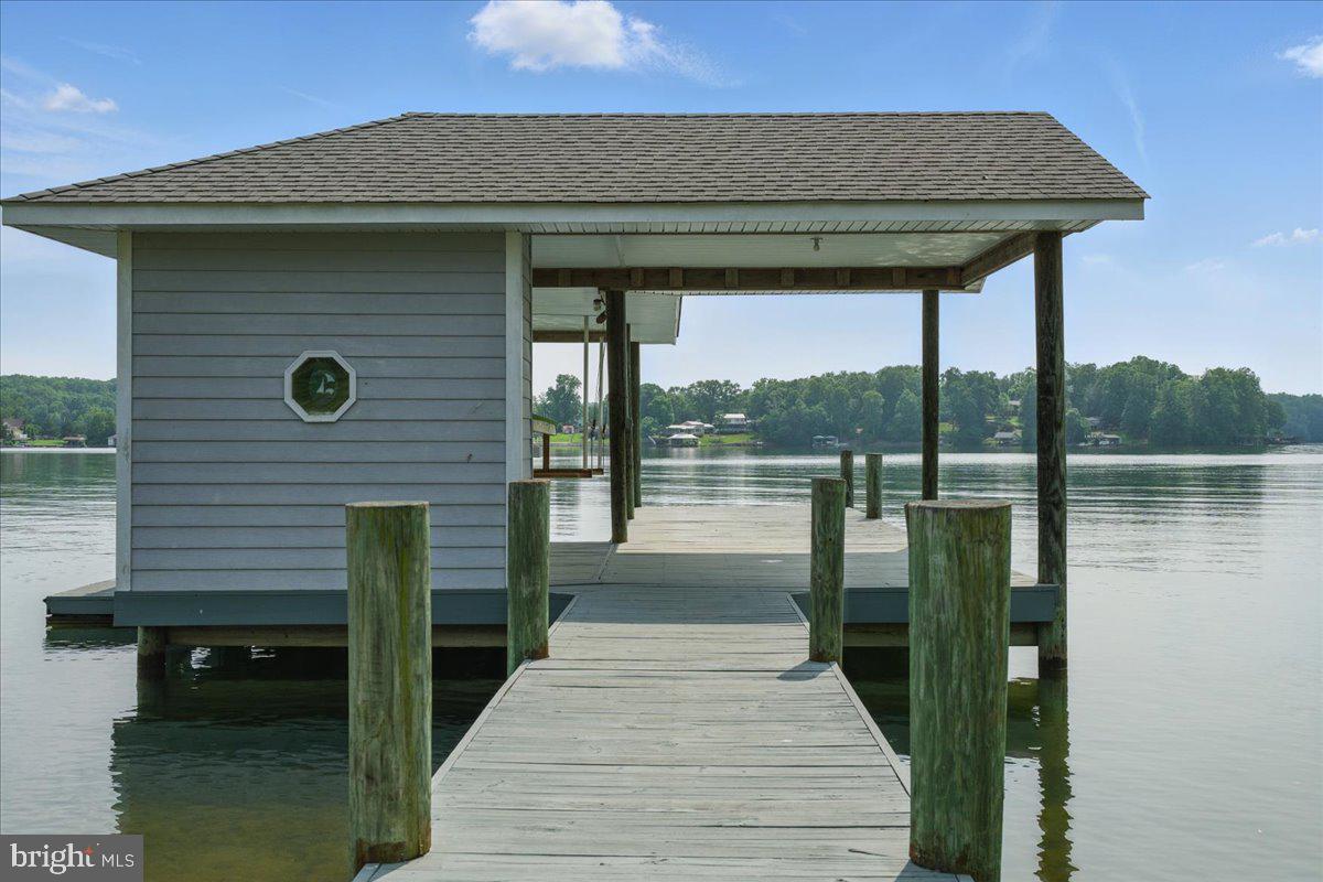 35 LAKE SHORE DR, UNION HALL, Virginia 24176, 3 Bedrooms Bedrooms, ,3 BathroomsBathrooms,Residential,For sale,35 LAKE SHORE DR,VAFK2000078 MLS # VAFK2000078