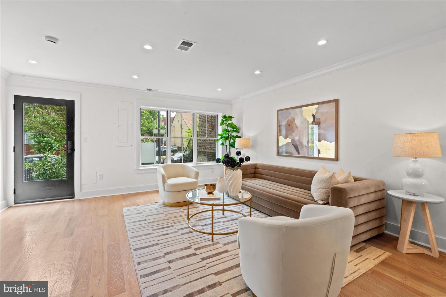 1708-1/2 10TH ST NW, WASHINGTON, District Of Columbia 20001, 3 Bedrooms Bedrooms, ,3 BathroomsBathrooms,Residential,For sale,1708-1/2 10TH ST NW,DCDC2205814 MLS # DCDC2205814