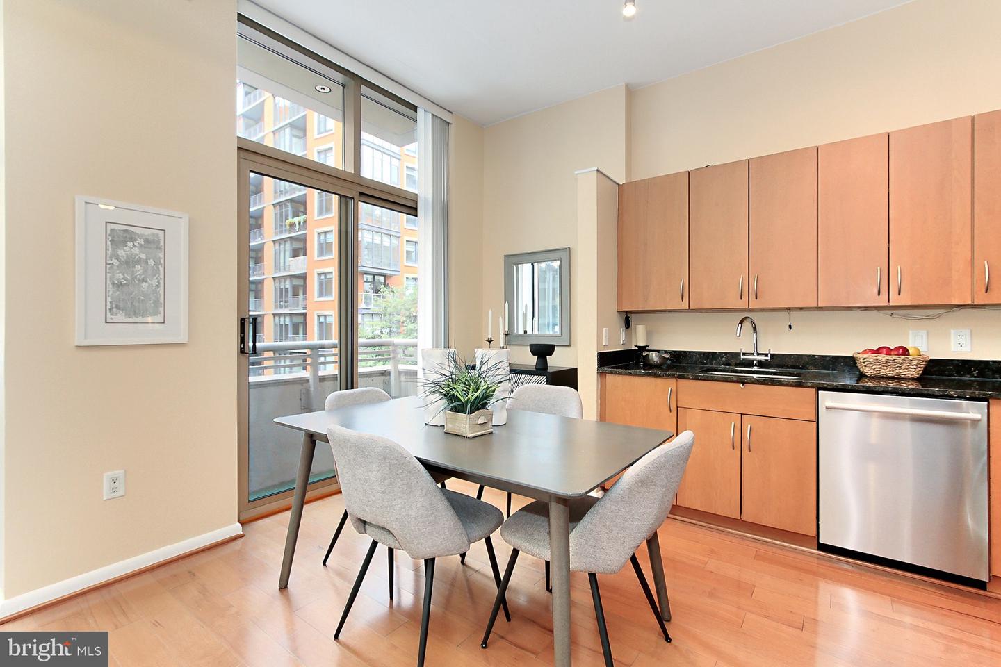 811 4TH ST NW #307, WASHINGTON, District Of Columbia 20001, 1 Bedroom Bedrooms, ,1 BathroomBathrooms,Residential,For sale,811 4TH ST NW #307,DCDC2205816 MLS # DCDC2205816