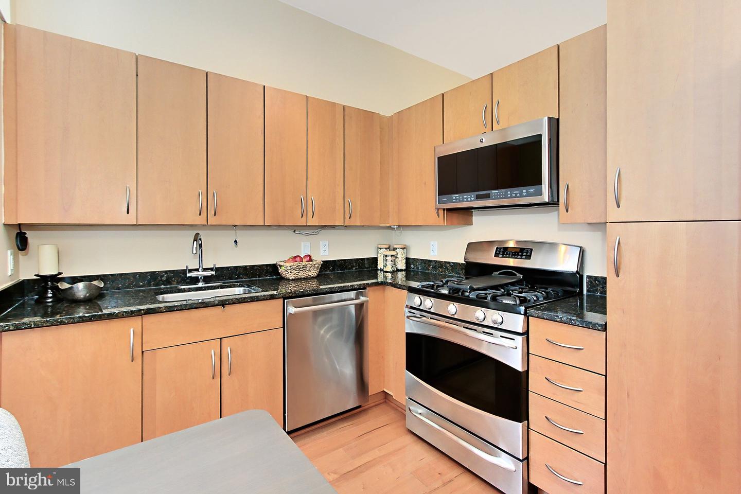 811 4TH ST NW #307, WASHINGTON, District Of Columbia 20001, 1 Bedroom Bedrooms, ,1 BathroomBathrooms,Residential,For sale,811 4TH ST NW #307,DCDC2205816 MLS # DCDC2205816
