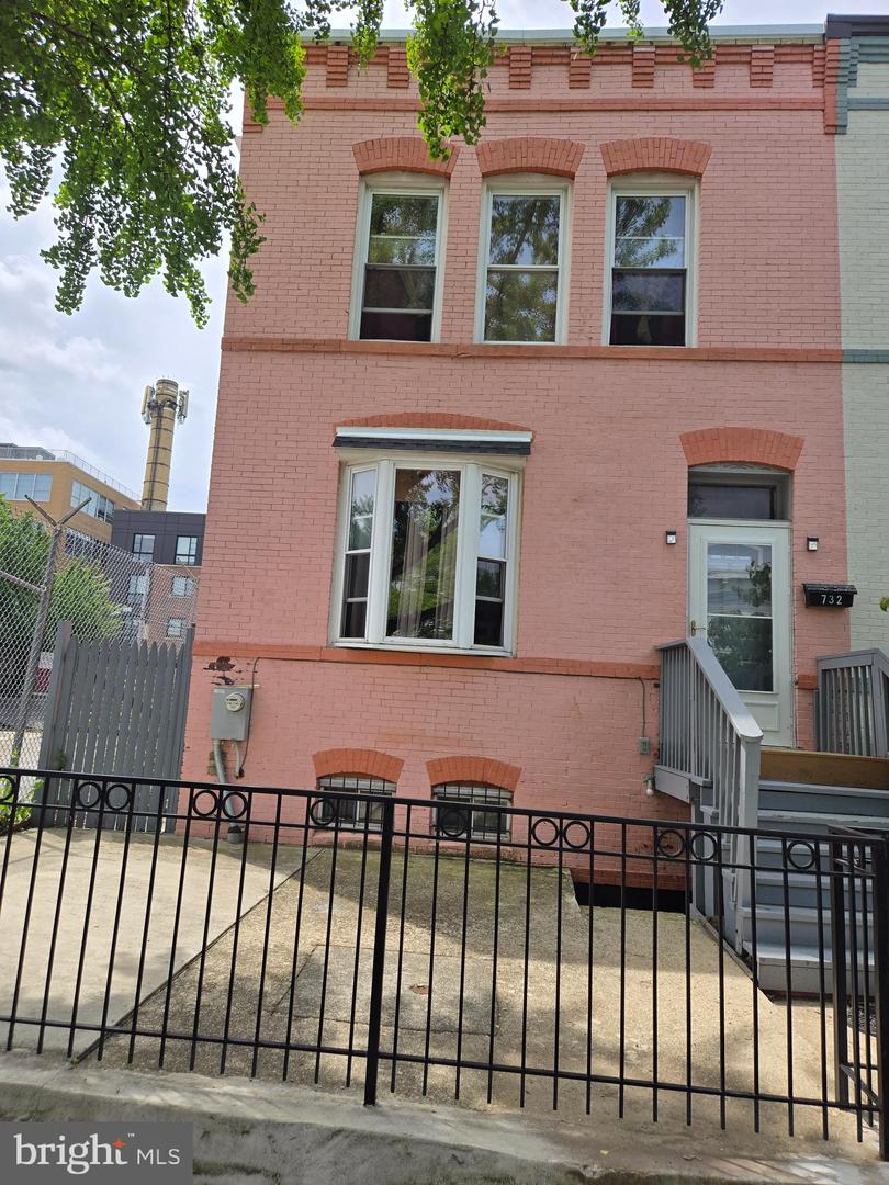 732 NW MORTON ST NW, WASHINGTON, District Of Columbia 20010, 7 Bedrooms Bedrooms, ,2 BathroomsBathrooms,Residential,For sale,732 NW MORTON ST NW,DCDC2205824 MLS # DCDC2205824