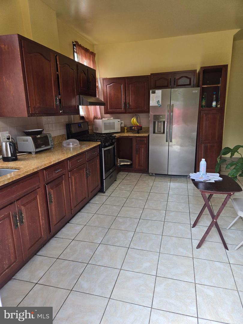 732 NW MORTON ST NW, WASHINGTON, District Of Columbia 20010, 7 Bedrooms Bedrooms, ,2 BathroomsBathrooms,Residential,For sale,732 NW MORTON ST NW,DCDC2205824 MLS # DCDC2205824