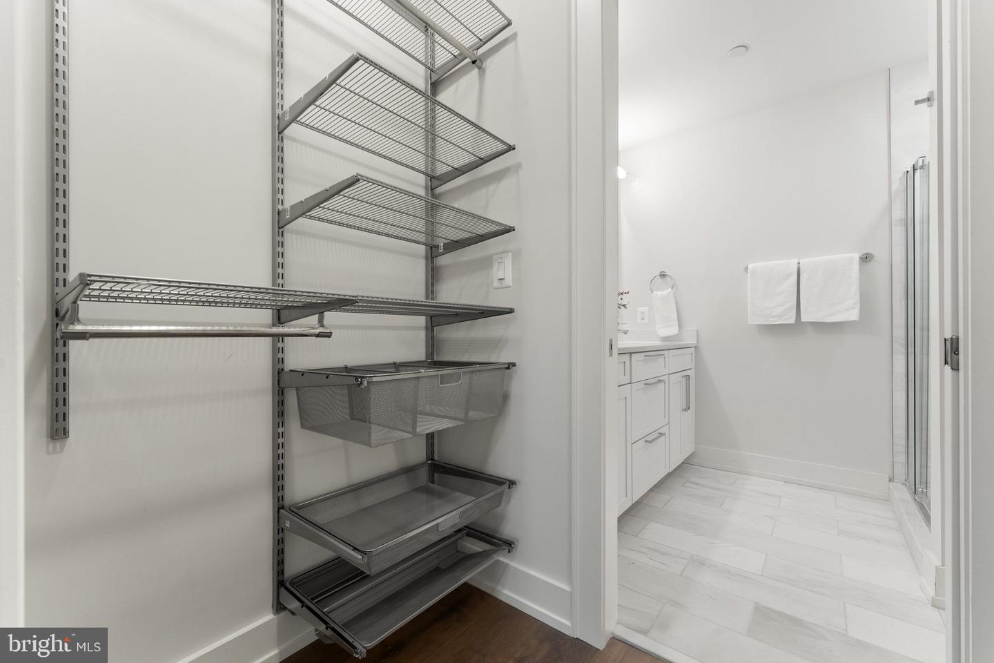 417 4TH ST SE #2, WASHINGTON, District Of Columbia 20003, 3 Bedrooms Bedrooms, ,2 BathroomsBathrooms,Residential,For sale,417 4TH ST SE #2,DCDC2205834 MLS # DCDC2205834