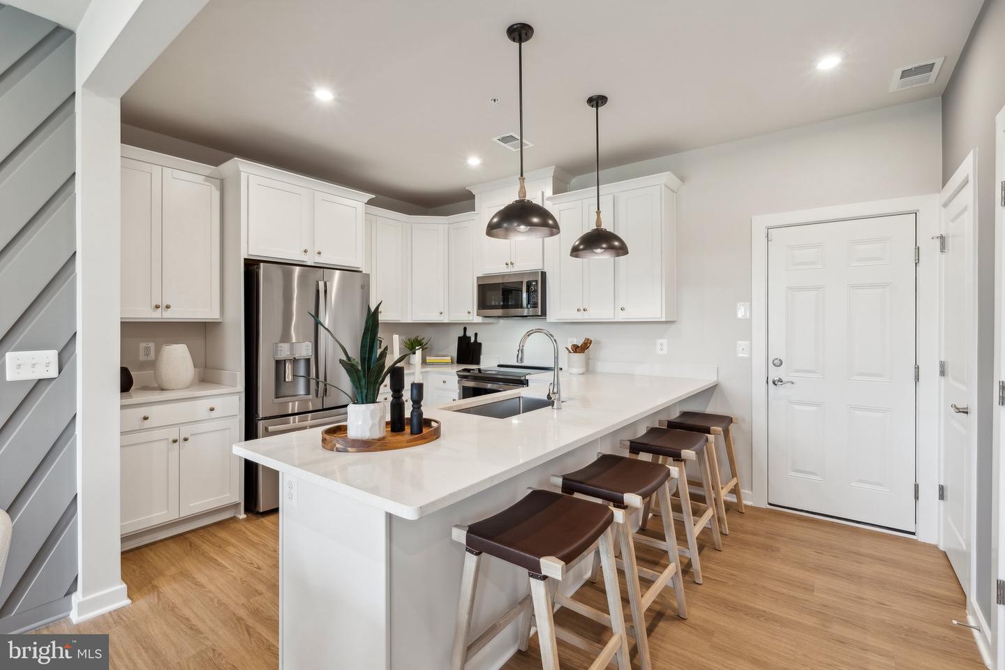 2009 ABBOCCATO TER SE, LEESBURG, Virginia 20175, 3 Bedrooms Bedrooms, ,2 BathroomsBathrooms,Residential,For sale,2009 ABBOCCATO TER SE,VALO2099604 MLS # VALO2099604