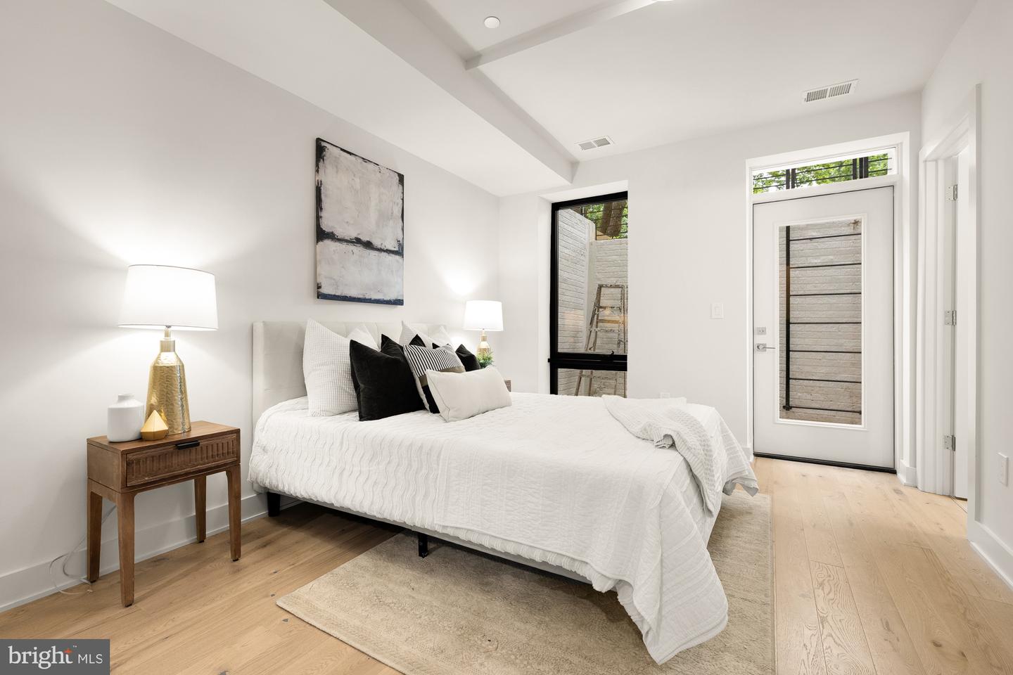 2647 41ST ST NW #2, WASHINGTON, District Of Columbia 20007, 3 Bedrooms Bedrooms, ,2 BathroomsBathrooms,Residential,For sale,2647 41ST ST NW #2,DCDC2205858 MLS # DCDC2205858