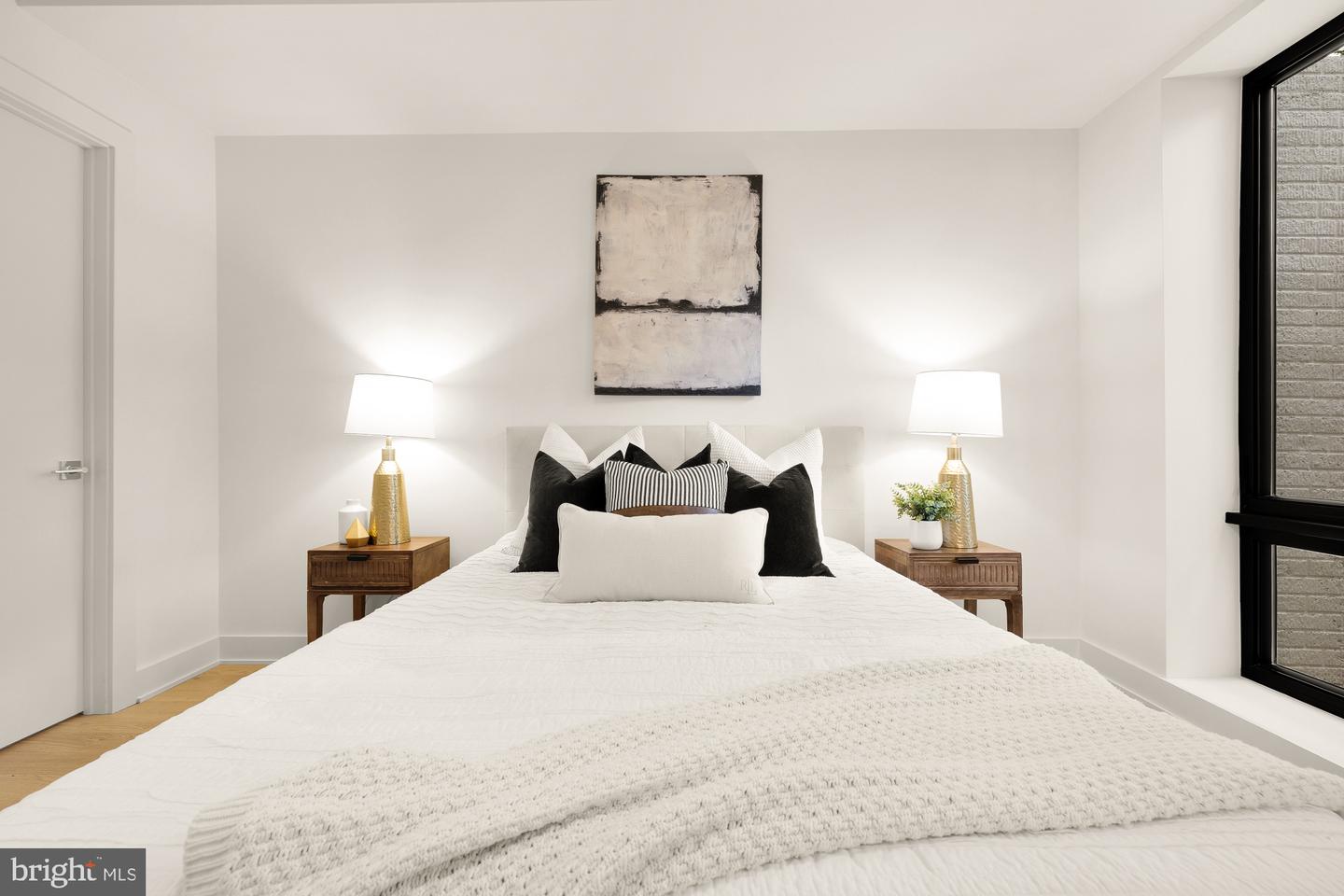 2647 41ST ST NW #2, WASHINGTON, District Of Columbia 20007, 3 Bedrooms Bedrooms, ,2 BathroomsBathrooms,Residential,For sale,2647 41ST ST NW #2,DCDC2205858 MLS # DCDC2205858
