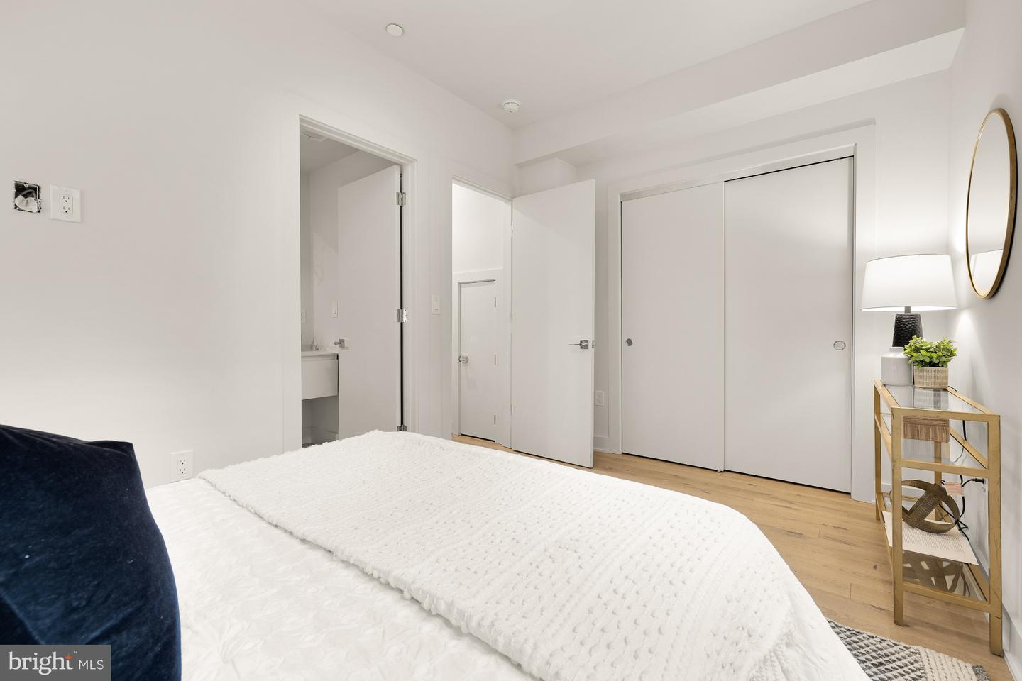 2647 41ST ST NW #2, WASHINGTON, District Of Columbia 20007, 3 Bedrooms Bedrooms, ,2 BathroomsBathrooms,Residential,For sale,2647 41ST ST NW #2,DCDC2205858 MLS # DCDC2205858
