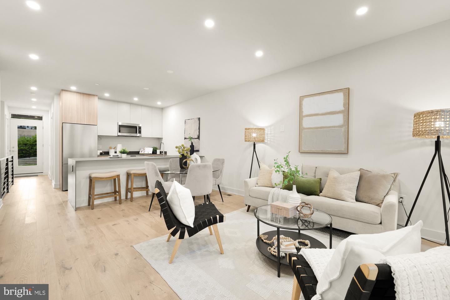 2647 41ST ST NW #2, WASHINGTON, District Of Columbia 20007, 3 Bedrooms Bedrooms, ,2 BathroomsBathrooms,Residential,For sale,2647 41ST ST NW #2,DCDC2205858 MLS # DCDC2205858