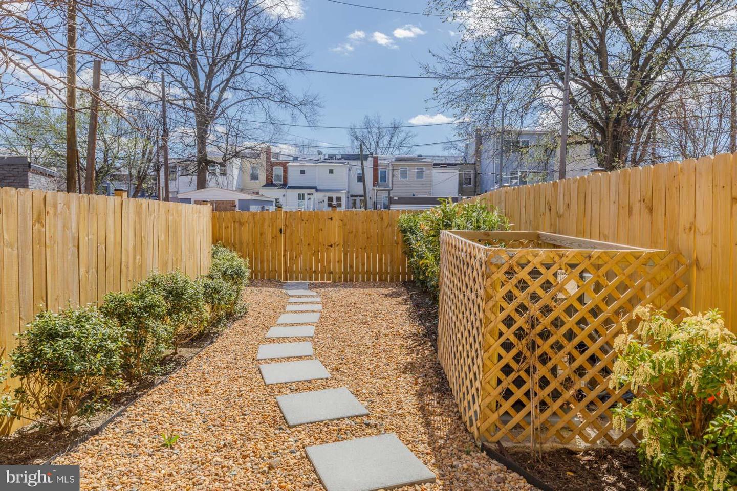 424 TAYLOR ST NW #B, WASHINGTON, District Of Columbia 20011, 4 Bedrooms Bedrooms, ,2 BathroomsBathrooms,Residential,For sale,424 TAYLOR ST NW #B,DCDC2205876 MLS # DCDC2205876