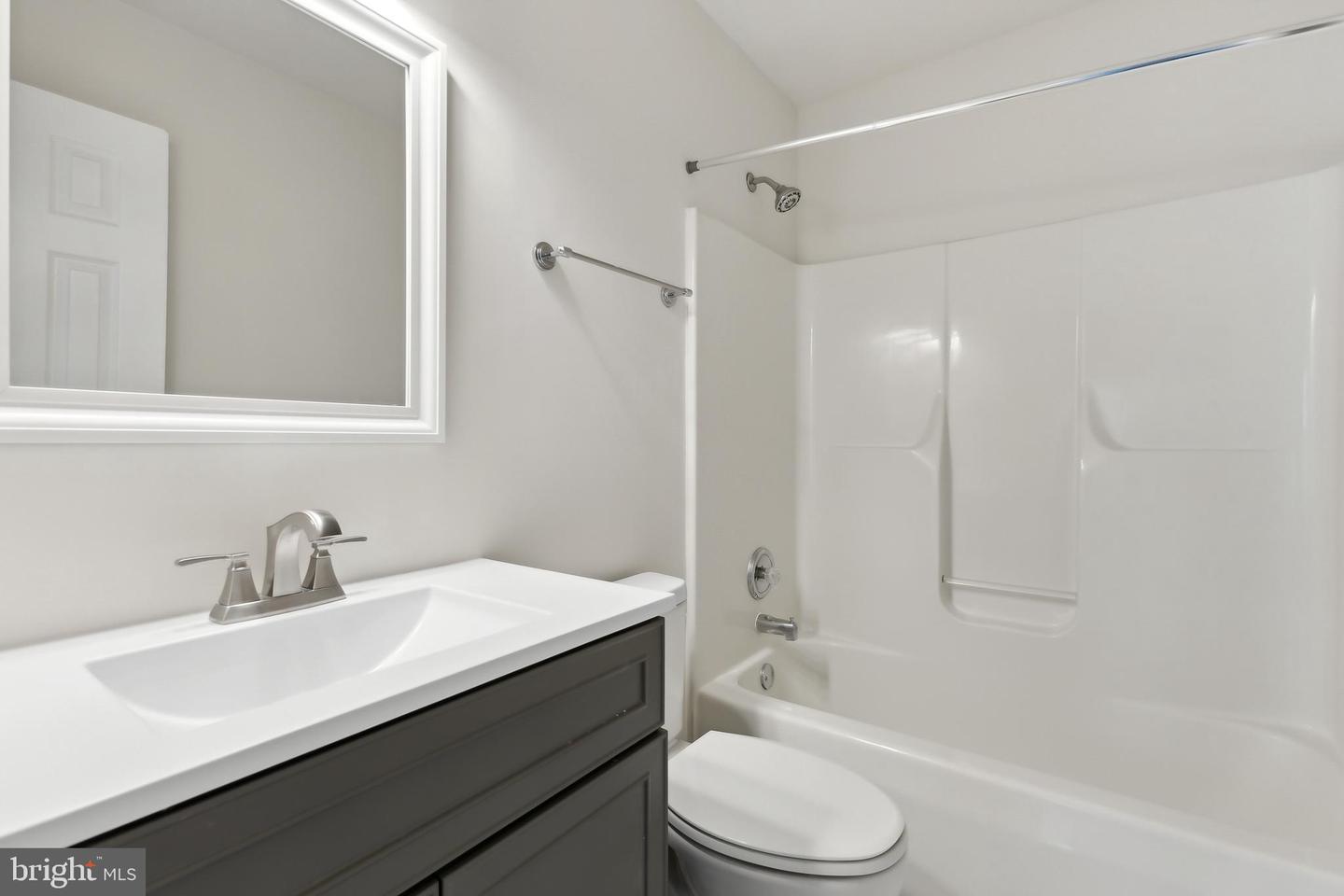 6 LYNCHESTER DR, FREDERICKSBURG, Virginia 22406, 5 Bedrooms Bedrooms, ,4 BathroomsBathrooms,Residential,For sale,6 LYNCHESTER DR,VAST2039870 MLS # VAST2039870