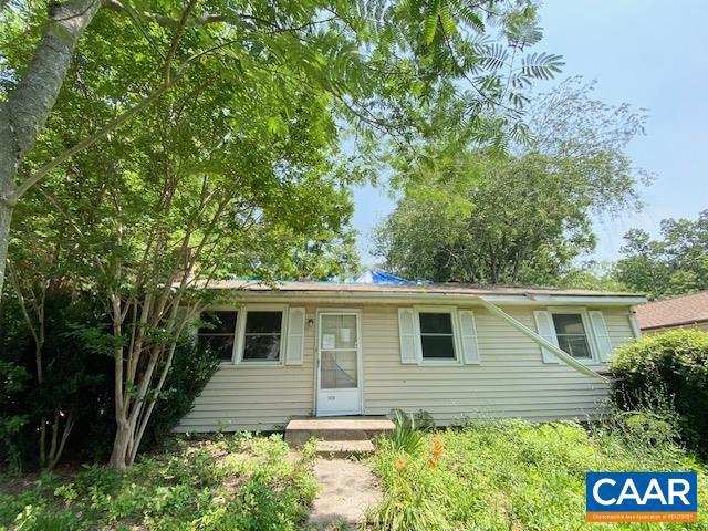 1430 SHENANDOAH AVE, WAYNESBORO, Virginia 22980, 3 Bedrooms Bedrooms, ,1 BathroomBathrooms,Residential,For sale,1430 SHENANDOAH AVE,665745 MLS # 665745