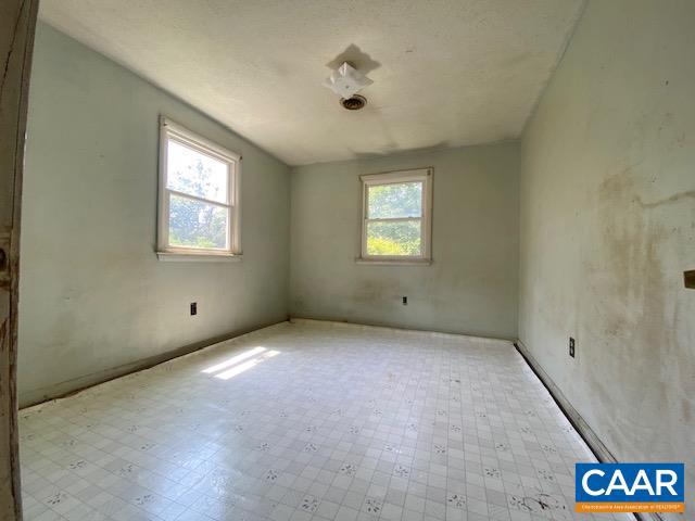 1430 SHENANDOAH AVE, WAYNESBORO, Virginia 22980, 3 Bedrooms Bedrooms, ,1 BathroomBathrooms,Residential,For sale,1430 SHENANDOAH AVE,665745 MLS # 665745