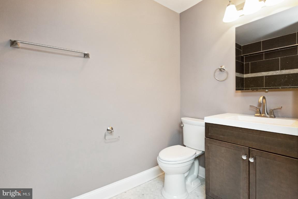 3900-3902 14TH ST NW #103, WASHINGTON, District Of Columbia 20011, 2 Bedrooms Bedrooms, ,1 BathroomBathrooms,Residential,For sale,3900-3902 14TH ST NW #103,DCDC2173072 MLS # DCDC2173072