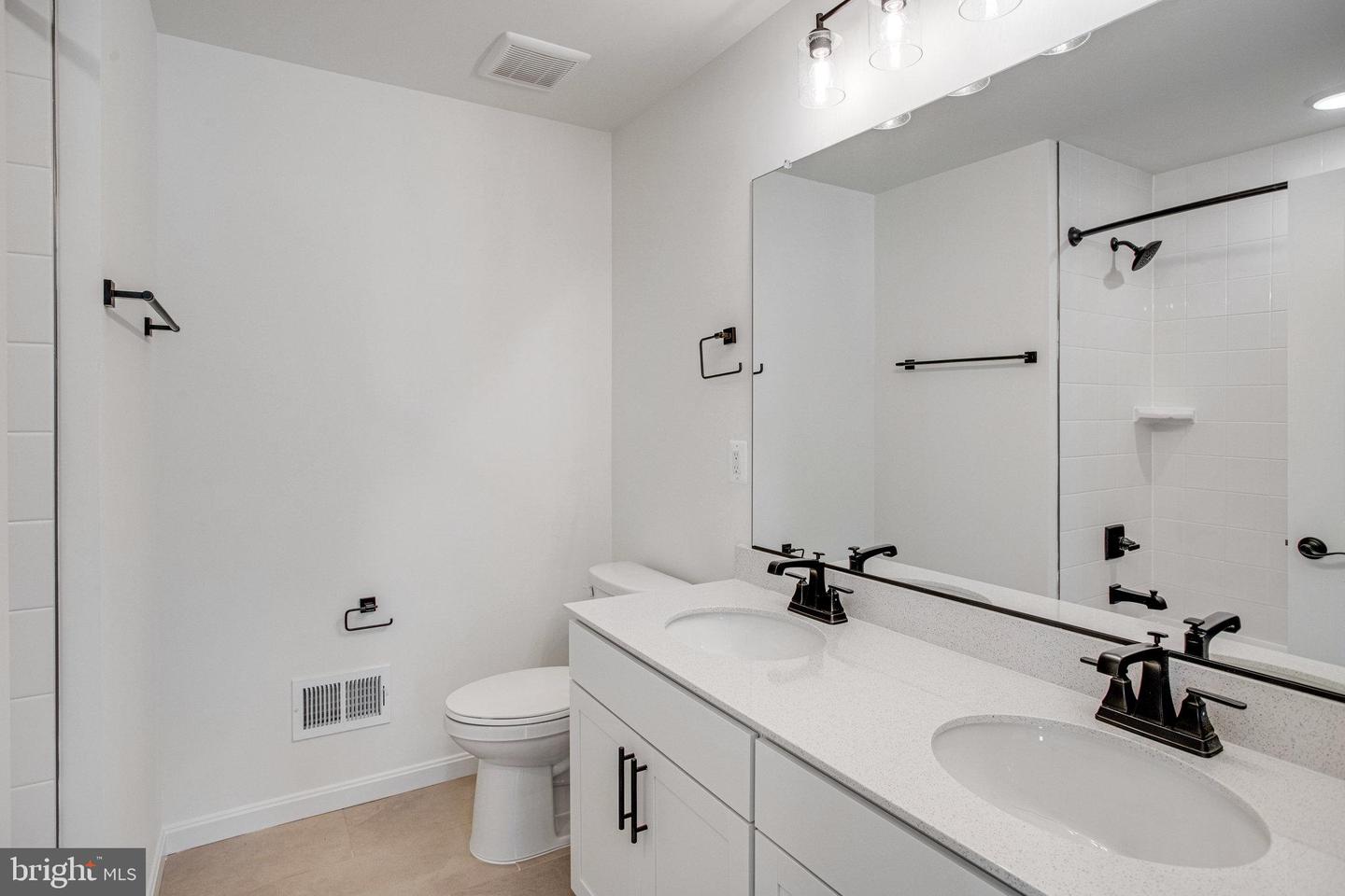 7099 RESOLUTION WAY, RUTHER GLEN, Virginia 22546, 3 Bedrooms Bedrooms, ,2 BathroomsBathrooms,Residential,For sale,7099 RESOLUTION WAY,VACV2007370 MLS # VACV2007370