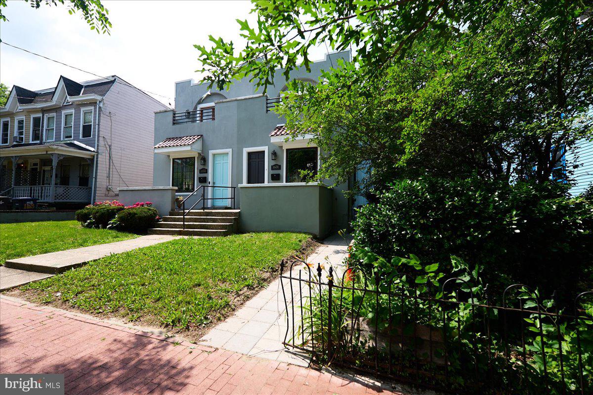 1631 U ST SE, WASHINGTON, District Of Columbia 20020, 3 Bedrooms Bedrooms, ,2 BathroomsBathrooms,Residential,For sale,1631 U ST SE,DCDC2175138 MLS # DCDC2175138
