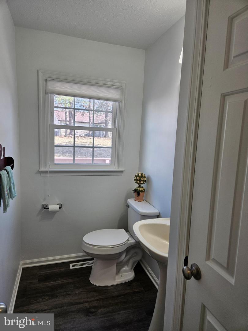 103 FENWICK COURT, WINCHESTER, Virginia 22602, 4 Bedrooms Bedrooms, ,3 BathroomsBathrooms,Residential,For sale,103 FENWICK COURT,VAFV2032754 MLS # VAFV2032754