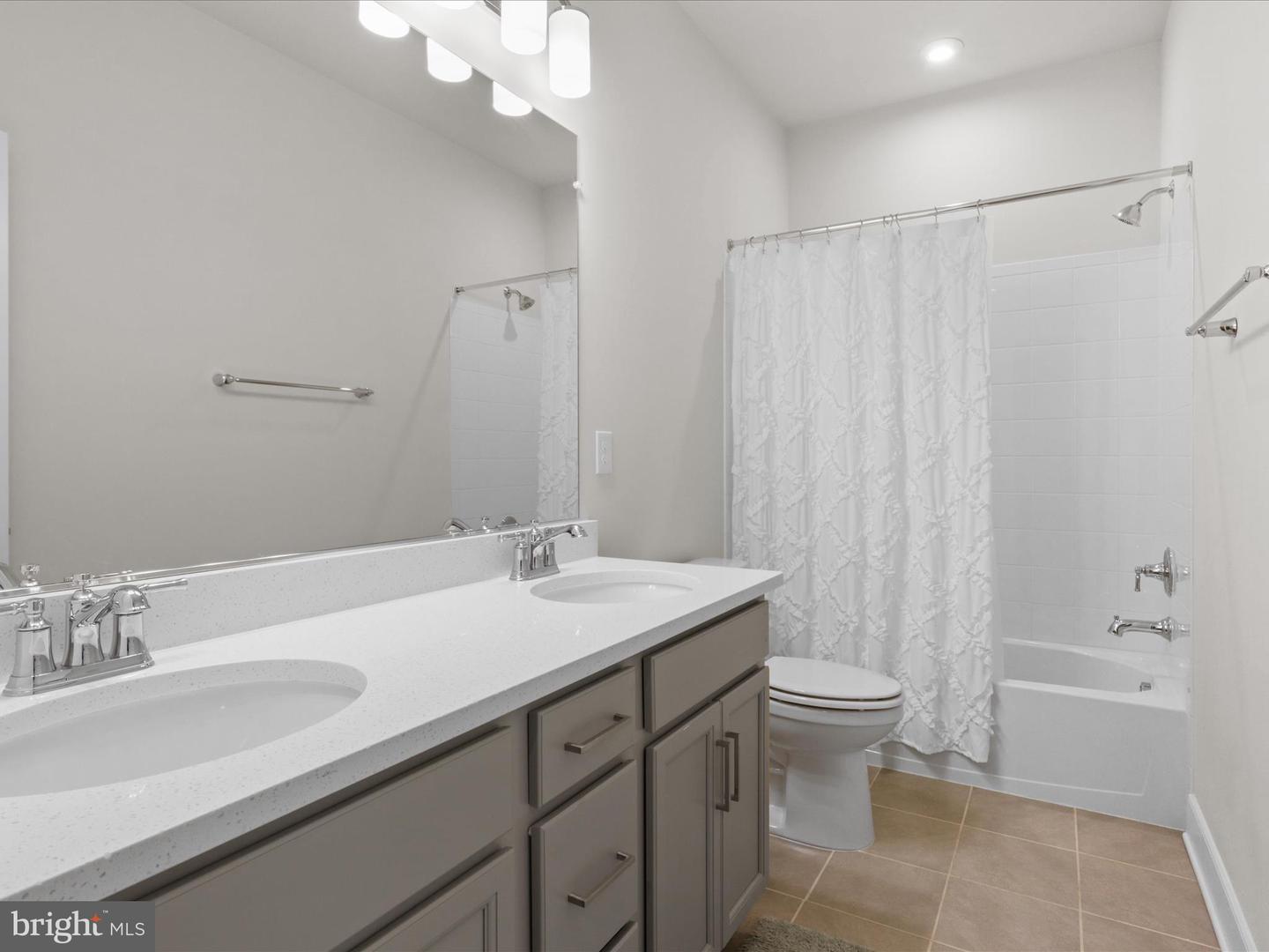17330 TURNSTONE DR, DUMFRIES, Virginia 22026, 4 Bedrooms Bedrooms, ,3 BathroomsBathrooms,Residential,For sale,17330 TURNSTONE DR,VAPW2091034 MLS # VAPW2091034