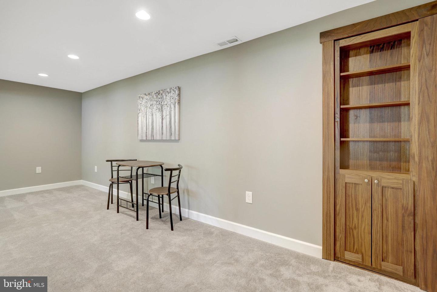 5623 OVERLY DR, ALEXANDRIA, Virginia 22310, 4 Bedrooms Bedrooms, ,2 BathroomsBathrooms,Residential,For sale,5623 OVERLY DR,VAFX2232664 MLS # VAFX2232664